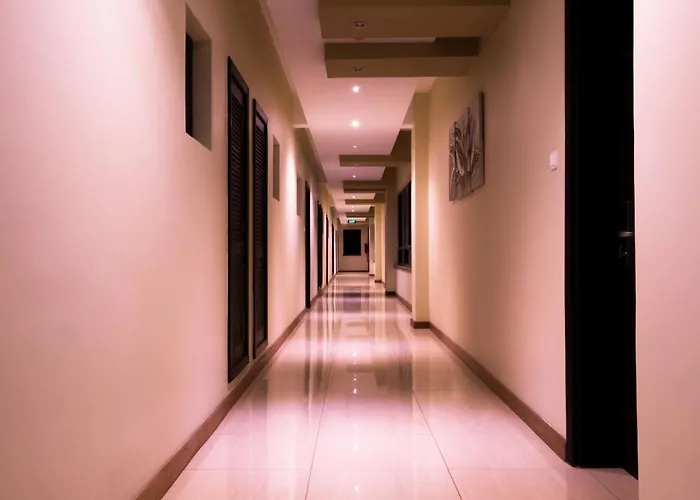 Bidwood Suite Hotel